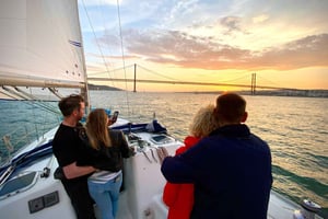 Tagus River Sunset Cruise with Drinks