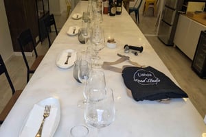 Lisbon Wine and Tapas. 5 Portgueses wines paired with snacks