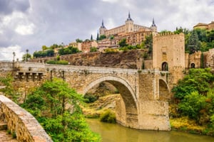 Madrid to Lisbon up to 2 stops (Toledo and Merida)