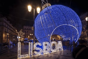 Magical Lisbon Christmas Lights Night Tour 1:30