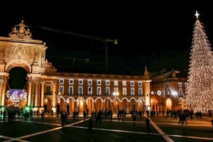 Magical Lisbon Christmas Lights Night Tour 1:30