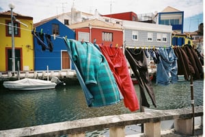 Private transfer from Porto to Lisbon (or vice versa) with up to 4 cultural stops