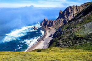 Sintra & Cascais: Day Trip with Pena Palace Tickets