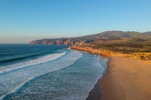 Small Group: Sintra, Pena Palace, Moorish Castle & Cascais