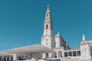 A partir de Lisboa: Santuário de Fátima e Aldeia dos Pastorinhos
