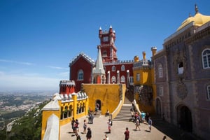 Da Lisbona: Tour privato di Sintra e Cascais di un giorno intero