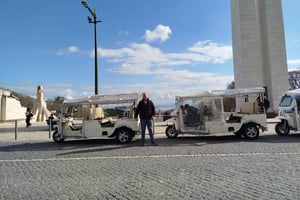 Lissabon: 3-timers sightseeingtur i tuk-tuk med gratis afhentning