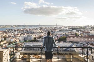 Lissabon: Alle uitzichtpunten 3 uur durende TukTuk tour met echte lokale gids