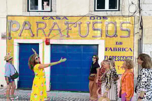 Lisbon: City Highlights Tour With Stories & Pastel de Nata