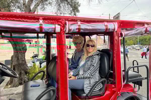 Lisbon: City Tuk-Tuk Guided Tour with Hotel Pickup