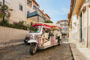 Lissabon: Tuk Tuk Tour: Food and Wine Tasting 4-Hours Tuk Tuk Tour