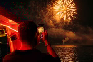 Lissabon: Oudejaarsavond Cruise met DJ, Open Bar & Vuurwerk