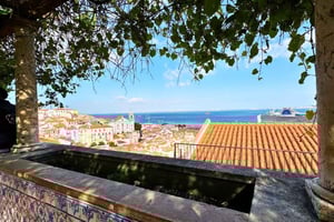 Lisbon: Old Town Tuk-Tuk Tour