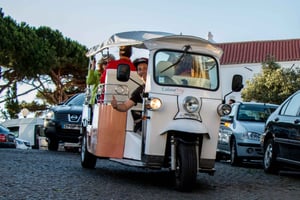 Lisbon: Panoramic Historical Sightseeing Tour by Tuk Tuk