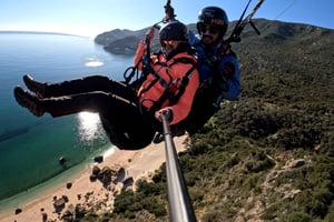 Lisbon: Paragliding Tandem Flight