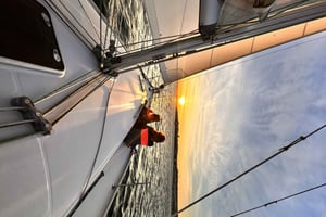 リスボンワインとポルトガルのタパス付きロマンティック・クルーズ