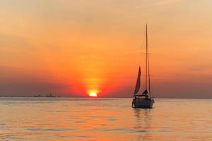 Lisbonne : croisière au coucher du soleil avec boissons