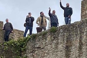 Tour por Óbidos y Nazaré: conquista el castillo, siente el océano
