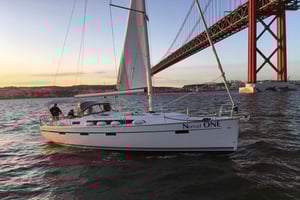 Tour privado en barco de vela por Lisboa con lugareños