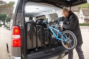 Privé transfer Porto van/naar Lissabon + stops bezienswaardigheden