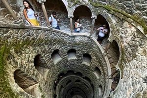 Lisbonne : visite de luxe en minibus à Sintra avec Regaleira et Cabo da Roca
