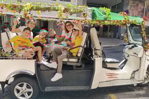 Lisbon: Priver Guided Tuk Tuk Tour With Hotel Pickup