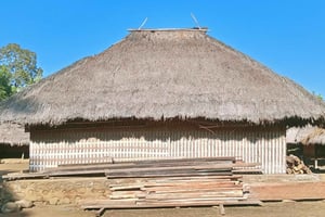 Lombok Senaru: Sasak-landsby, fossefall og elve-tubing