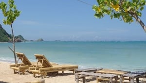 Solah Beach Bar & Restaurant