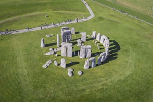 Z Londynu: Zamek Windsor i Stonehenge z pakietem przekąsek