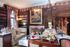 London: Ettermiddagste på The Milestone med mulighet for champagne