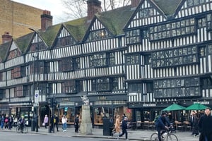 ロンドンの法律：ロイヤル・コーツ・オブ・ジャスティスとインズ・オブ・コート