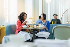 London: Kensington Palace Tour, Wachablösung und Afternoon Tea