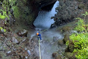 Von Funchal aus: Canyoning-Erlebnis für Fortgeschrittene auf Madeira