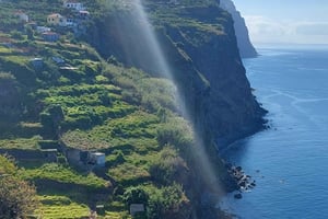 Funchal: Maderia Island Off Road Jeep Tour mit Badestopp