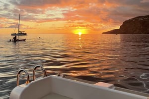 Funchal: Private Bootsfahrt bei Sonnenuntergang – Schnorcheln & Paddeln 11 Personen