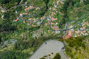 Madeira : Nun's Valleys und Pico Areeiro 4X4 Tour