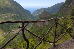 マデイラ島：プライベート ガイド付きレバダ ドス トルノス ボアベンチュラ ハイキング