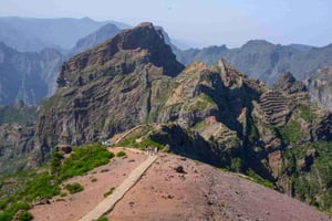 Madeira: Privétour met gids op een Vespa door de bergen (7 uur)