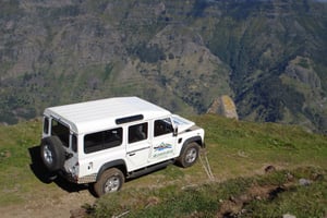Сафари на джипах по долине Нанс-Вэлли и морским утесам