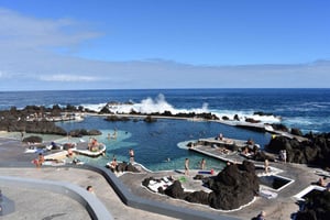 Private Tour, kostenlose Abholung vom Hafen, Skywalk und natürliche Lavapools