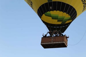 Vanuit Madrid: Luchtballon over Toledo