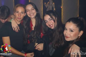 Halloween Pubcrawl i Madrid: Madness – öppen bar, öl ingår