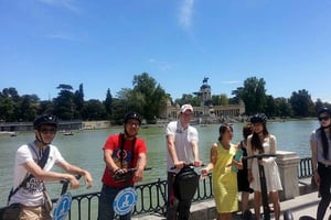 Madryt: Park Retiro: 1,5-godzinna wycieczka na segwayu