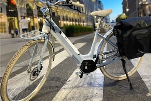 Madrid: Vintage sykkelutleie med turistkart