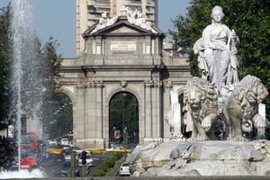 Yksityinen kokopäiväretki Madridin tärkeimpiin monumentteihin
