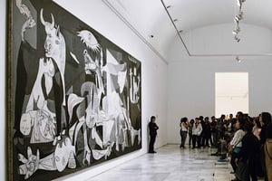 Reina Sofia -museon opastettu kierros, puoliyksityinen, enintään 6 henkilöä
