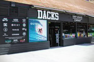 Dacks Surf en Skate bedrijf