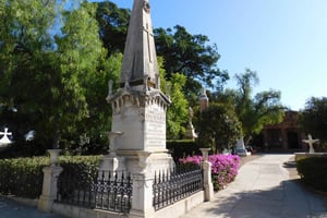 Rondleiding door de Engelse begraafplaats