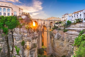 Da Costa del Sol: Visita a Ronda Village com ingresso Maestranza