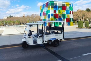 Málaga: 1-hour Private Tuk Tuk Tour